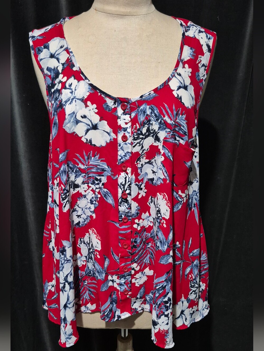 Style & Co. Red Floral Button-Front Camisole with Navy Accents (Box B)